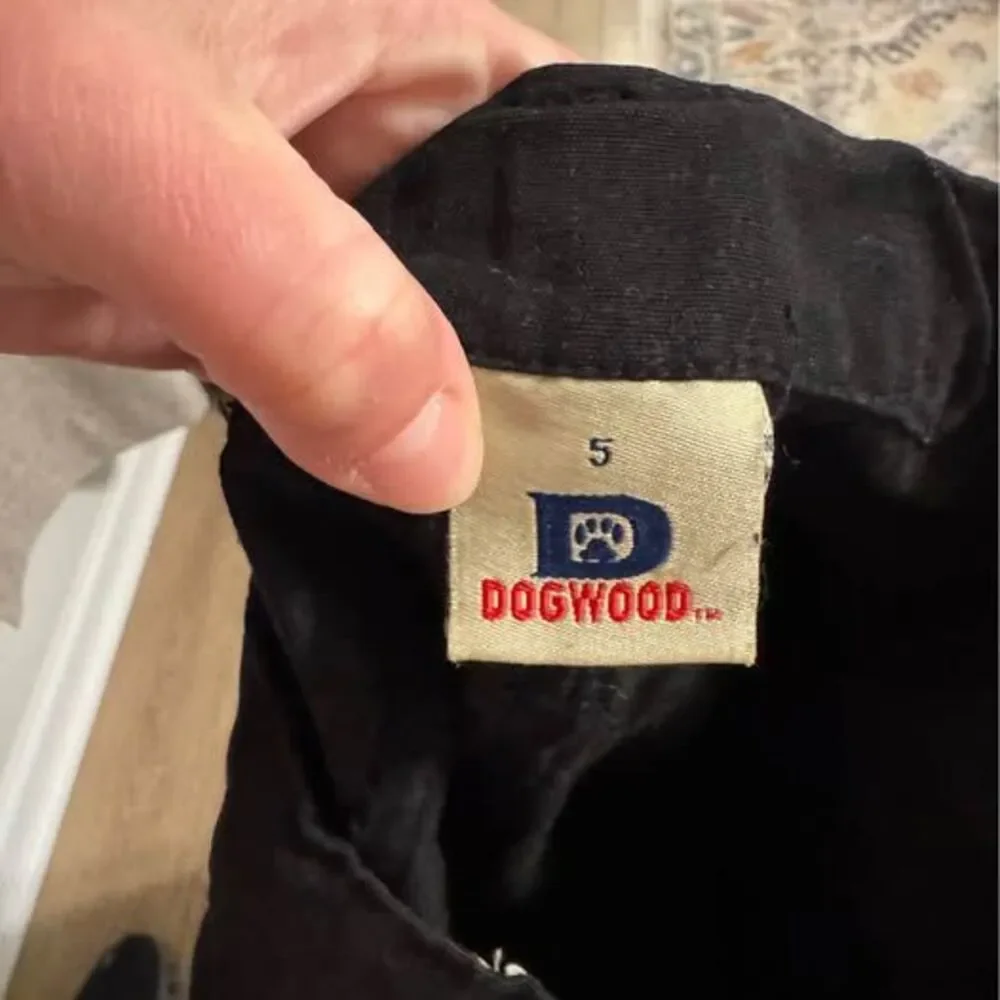 Vintage Dogwood Black Pantsi